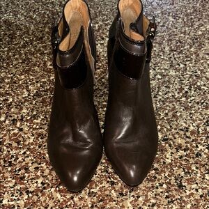 Sofft Bourges Brown Coffee Leather Heeled Ankle Bootie Buckle Detail Women's 9